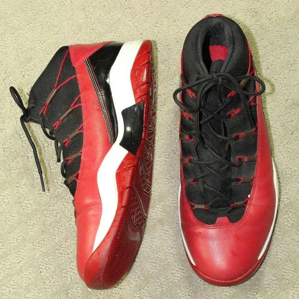 Size 9 -2013 Nike Air Jordans Prime Flight Red & Black  616846-6